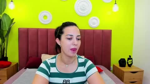 Linda online show from 06/01/26, 01:18