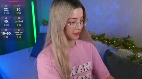 Linda online show from 06/15/26, 05:48
