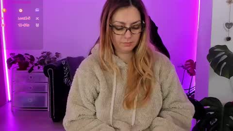 Linda  --  online show from 03/07/25, 09:48