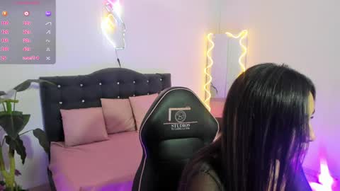 Linda  online show from 04/19/26, 03:28