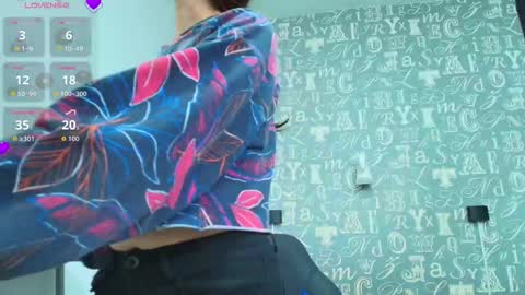  Lindsey  online show from 10/20/25, 12:05