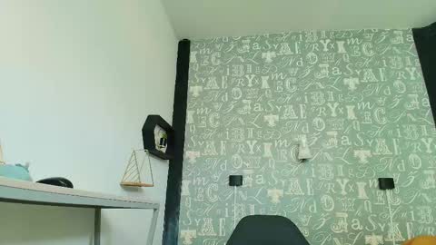  Lindsey  online show from 12/14/25, 11:59