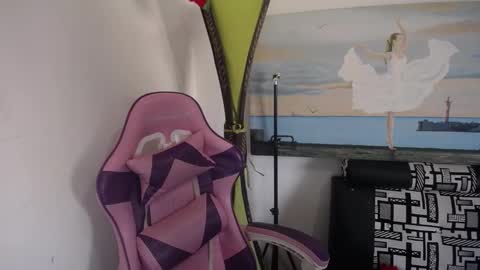 lindsey_2023 online show from 01/16/25, 03:13