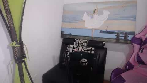 lindsey_2023 online show from 01/16/25, 06:59