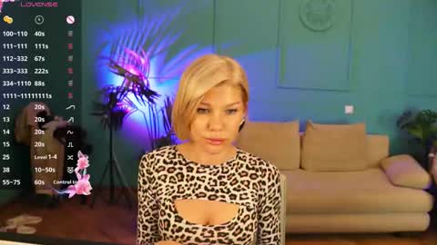 lindsi_luvviv online show from 02/01/26, 03:54