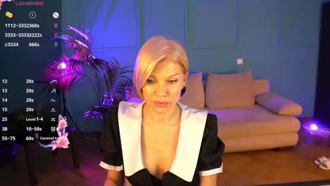 lindsi_luvviv online show from 02/08/26, 04:21