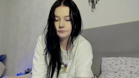 Lina online show from 01/15/26, 07:57