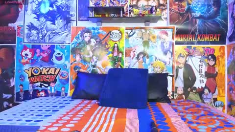 Snapshot of ling_ling24 chatting on 12/17/24, 12:33 ling ling24 online show from 12/17/24, 12:33