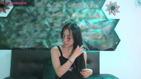 Snapshot of ling_ling24 chatting on 01/11/25, 09:36 ling ling24 online show from 01/11/25, 09:36