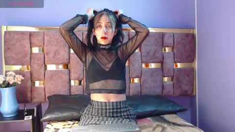 Snapshot of ling_ling24 chatting on 01/29/25, 03:33 ling ling24 online show from 01/29/25, 03:33