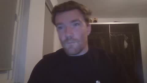 linguistixx333 online show from 11/24/25, 08:41