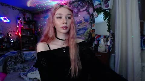 Snapshot of linlin_cuteeee chatting on 11/27/25, 07:38 Lin online show from 11/27/25, 07:38