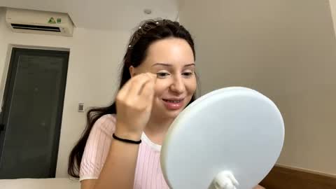 Anna online show from 04/04/26, 04:22