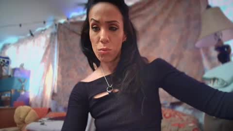 Snapshot of linuxgirlsudosu chatting on 01/27/25, 05:04 linuxgirlsudosu online show from 01/27/25, 05:04