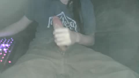 Snapshot of liocious98 chatting on 01/19/25, 02:04 liocious98 online show from 01/19/25, 02:04