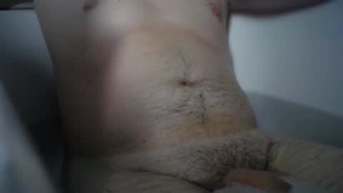 Snapshot of lion2662 chatting on 05/24/26, 05:07 lion2662 online show from 05/24/26, 05:07