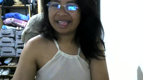 liora online show from 06/30/26, 03:40