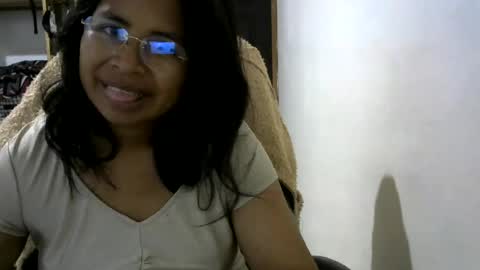 liora online show from 07/03/26, 04:19