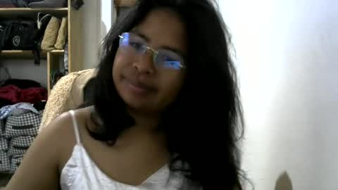 liora online show from 07/27/26, 04:30