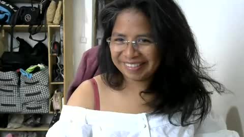 liora online show from 08/02/26, 09:19
