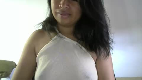 Liora selenex online show from 05/11/26, 03:45