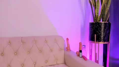 Snapshot of liorah_wolf chatting on 02/12/26, 07:53 Liorah wolf online show from 02/12/26, 07:53