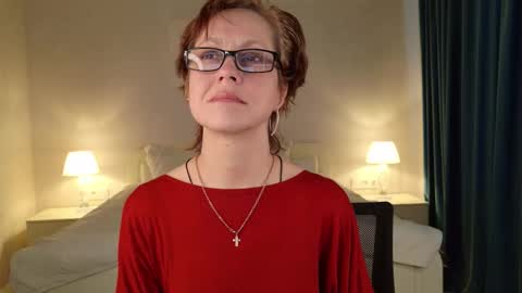 Liora Weiss online show from 03/28/26, 07:41