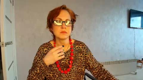 Liora Weiss online show from 04/21/26, 11:38