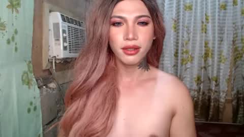 Snapshot of lipshero chatting on 09/22/25, 04:47 lipshero online show from 09/22/25, 04:47