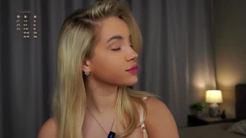 Amelia online show from 02/09/25, 01:11