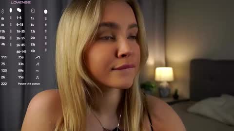 Amelia online show from 02/16/25, 01:14