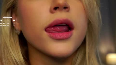 Amelia online show from 02/27/25, 01:05