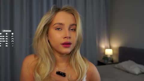 Amelia online show from 03/01/25, 01:11