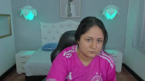 Lisa online show from 11/20/25, 05:56