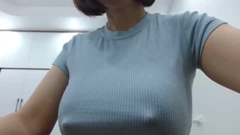 Snapshot of lisa_1011 chatting on 02/17/26, 10:27 lisa_1011 online show from 02/17/26, 10:27