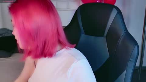 lissi online show from 02/18/25, 04:26