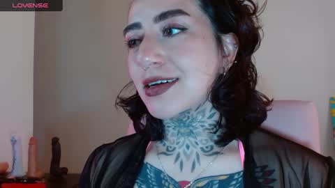 Lisa online show from 02/05/25, 07:31