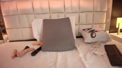 Lisa online show from 02/03/25, 06:28