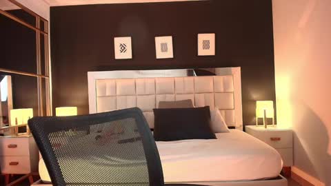 Lisa online show from 02/05/25, 03:09