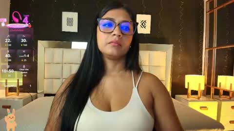 Lisa online show from 09/22/25, 02:41