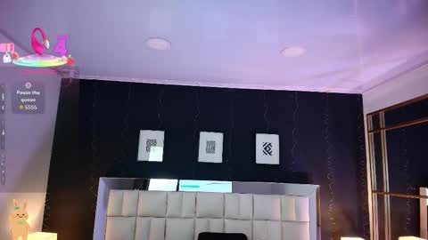 Lisa online show from 10/04/25, 02:04