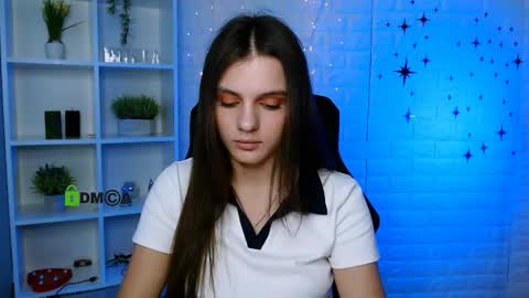 Lisa online show from 06/03/26, 09:45
