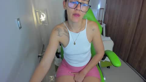 Lisa  online show from 03/10/25, 03:30