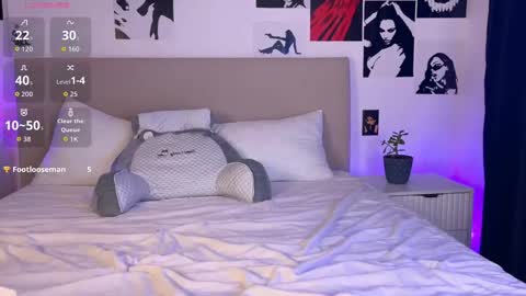 lisa_moons online show from 11/22/25, 03:55