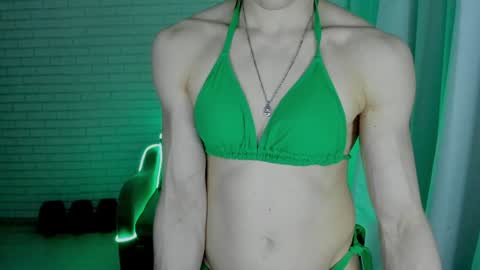 lisa online show from 02/01/25, 01:23