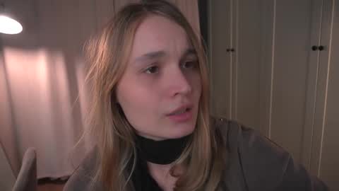 Elisabeth or Lisa online show from 01/13/26, 08:14