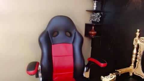 Snapshot of lisa_sparkleee chatting on 02/14/26, 08:16 lisa_sparkleee online show from 02/14/26, 08:16