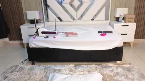 lisa_sweetas online show from 02/11/26, 01:32