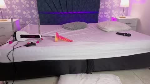 lisa_sweetas online show from 04/10/26, 03:01