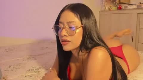 Lisa Thompson online show from 04/18/26, 01:20